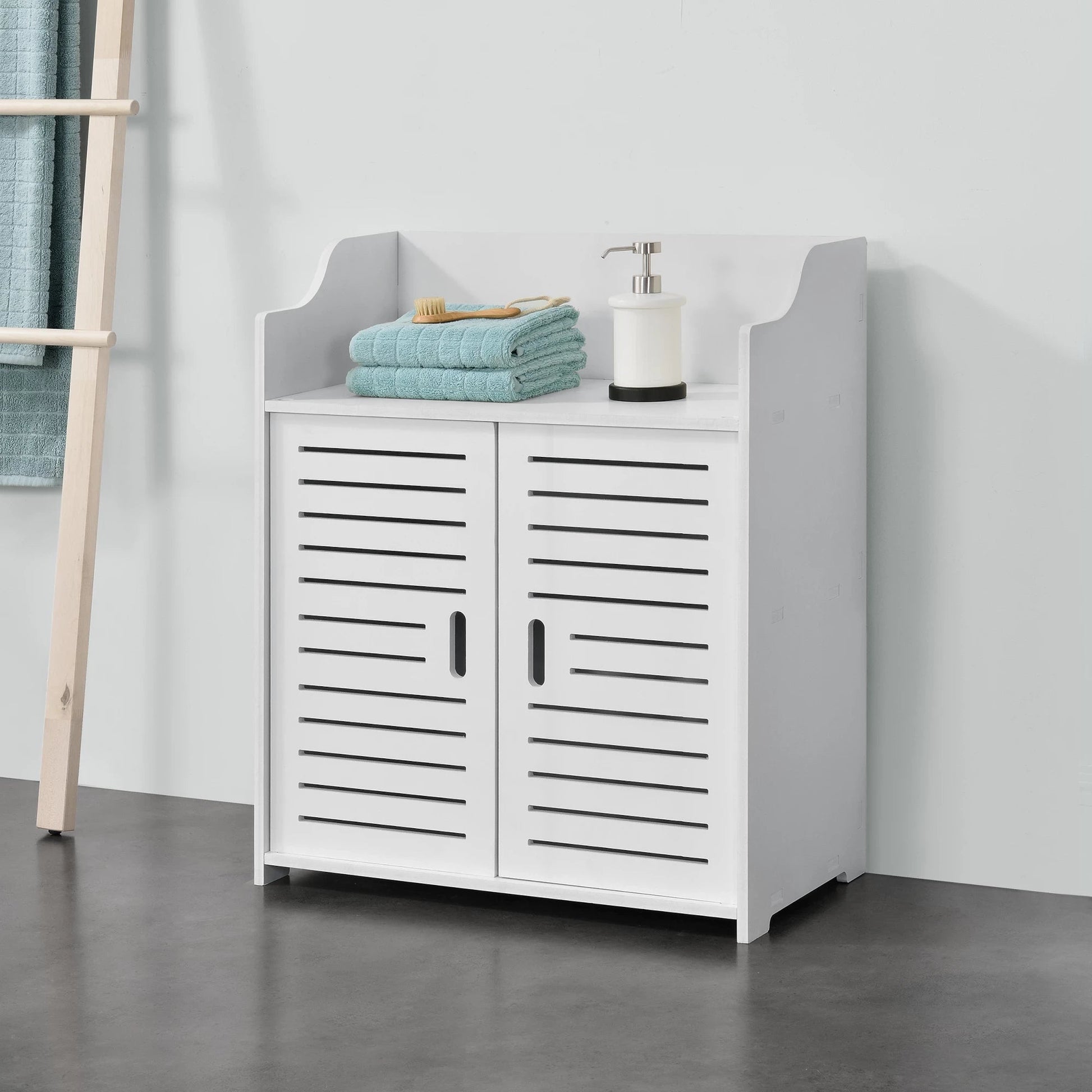 In And OutdoorMatch Badkamermeubel Margarete - Opbergkast - HKC - 72x60x32 cm - Wit - Met 2 Opbergvakken Badkamerkast