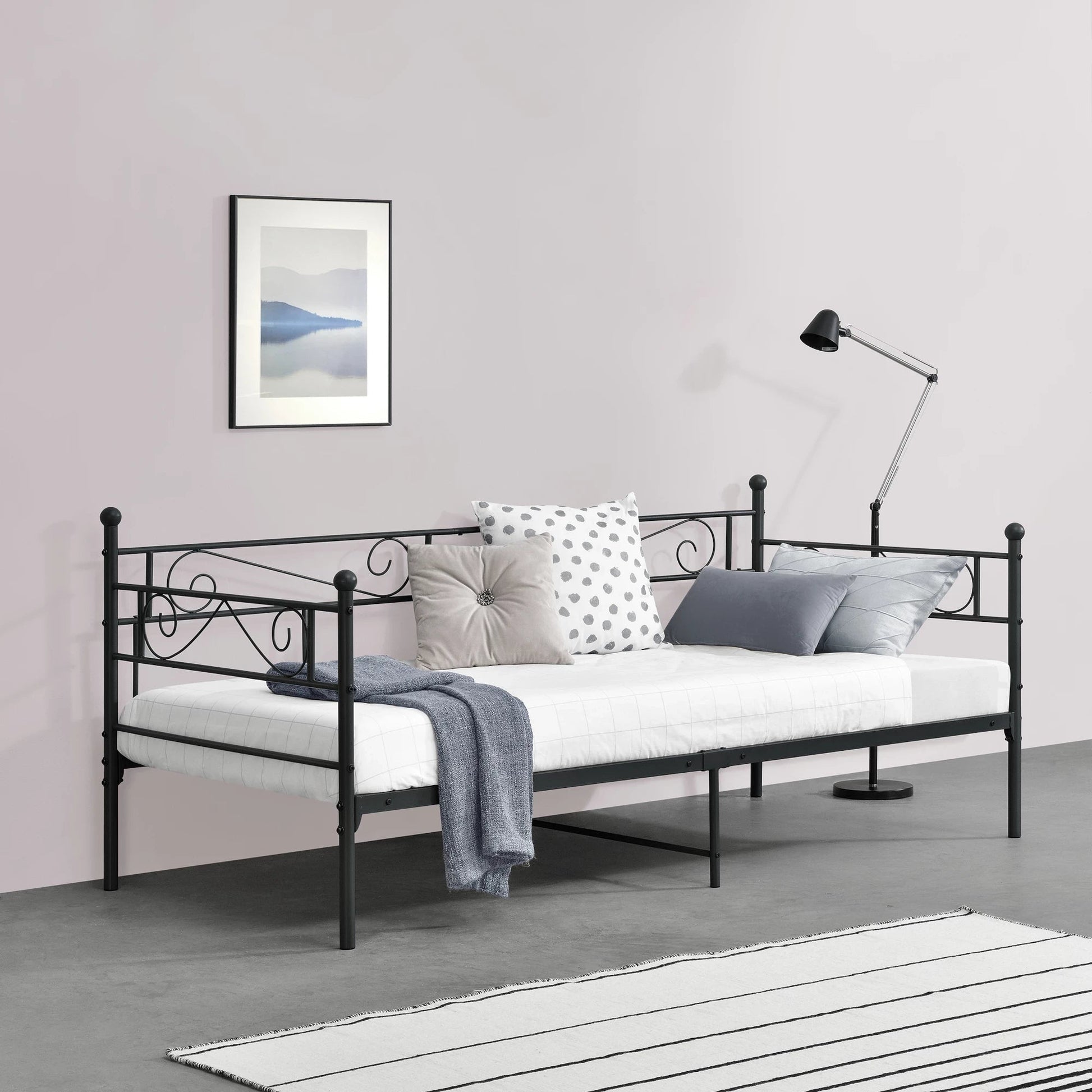 In And OutdoorMatch Eenpersoonsslaapbank Deri - 3-zitsbank - 90x200 cm - Zwart - Vintage Design - Metalen bedframe Eén persoon slapen