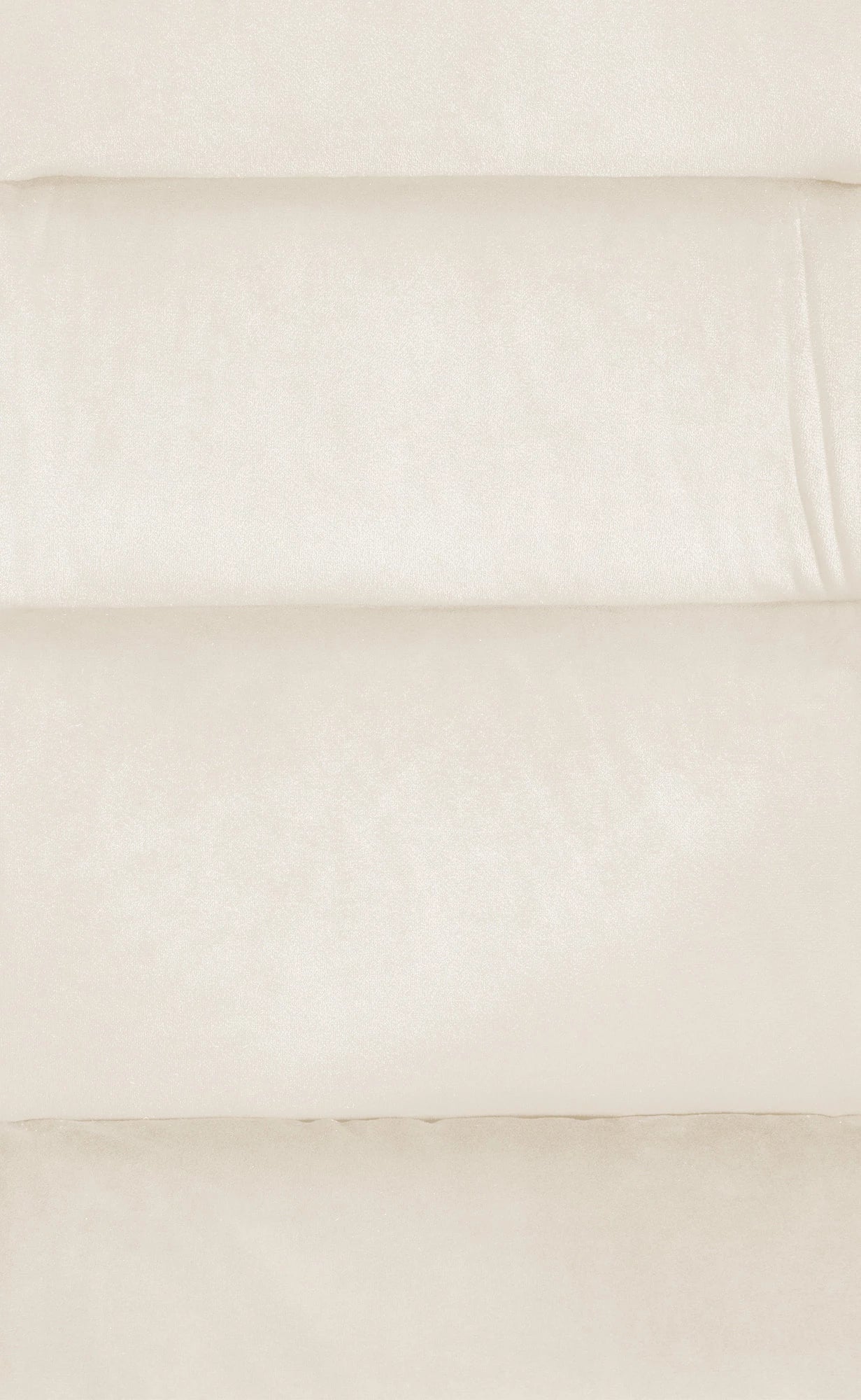 In And OutdoorMatch Eetkamerstoel Beverly - Crème - Met Armleuningen - Fluweel - Hoge Kwaliteit Bekleding - Comfortabele en Luxe Eetkamerstoel - Vintage Look Eetkamerstoel