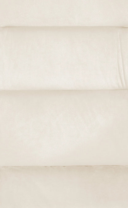 In And OutdoorMatch Eetkamerstoel Beverly - Crème - Met Armleuningen - Fluweel - Hoge Kwaliteit Bekleding - Comfortabele en Luxe Eetkamerstoel - Vintage Look Eetkamerstoel