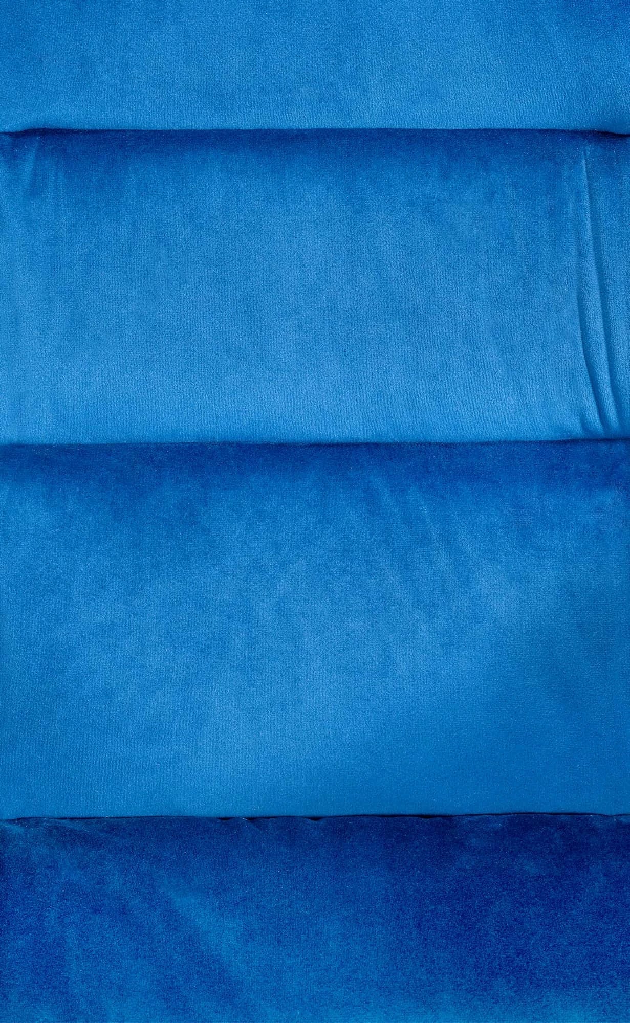 In And OutdoorMatch Eetkamerstoel Tamika - Blauw - Met Armleuningen - Fluweel - Hoge Kwaliteit Bekleding - Comfortabele en Luxe Eetkamerstoel - Vintage Look Eetkamerstoel