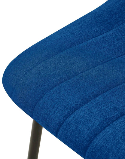 In And OutdoorMatch Eetkamerstoelen Madeline - Blauw - Set van 4 - Stof - Hoge kwaliteit bekleding - Decoratieve eetkamerstoel - Stabiel metalen frame Eetkamerstoel