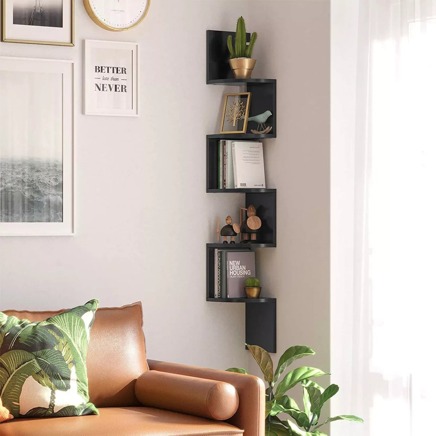 In And OutdoorMatch Hoekkast Gerhard - Hoekmeubel - Boekenkast en decoratie - 4 legplanken - Wit - 20x20x128cm Boekenplank