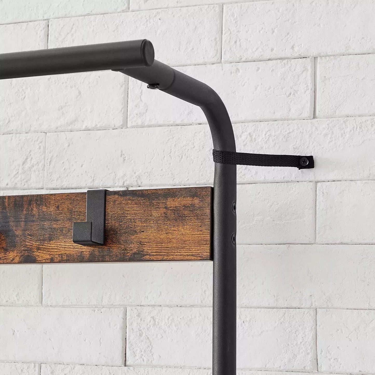 In And OutdoorMatch Kapstok Newell - Kledingkast - Schoenenrek met Zitje - Kledingrek met 9 afneembare haken - Bank - 2 draadplanken - 183 cm hoog - Industrieel Design - Vintage Bruin/Zwart Kapstok