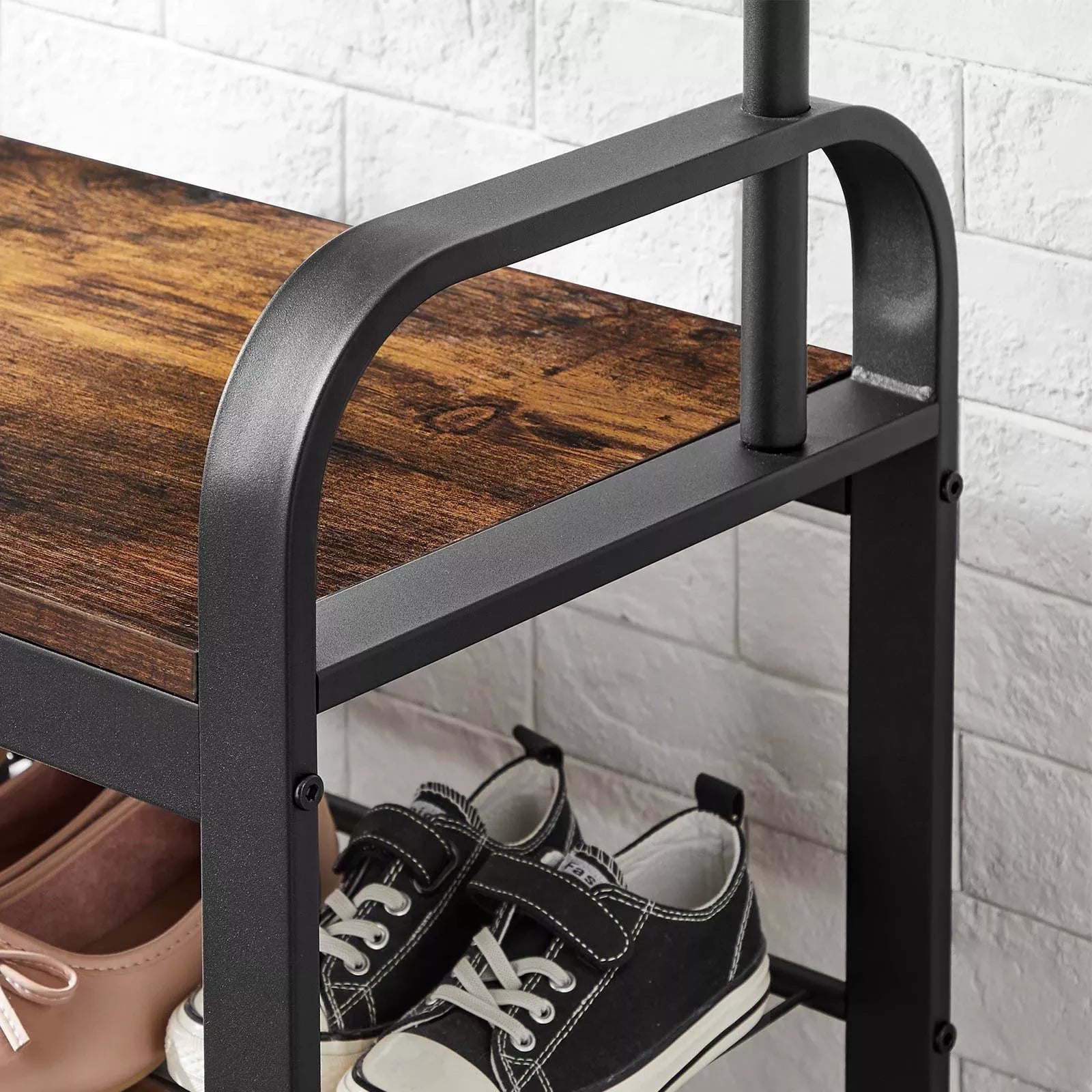 In And OutdoorMatch Kapstok Newell - Kledingkast - Schoenenrek met Zitje - Kledingrek met 9 afneembare haken - Bank - 2 draadplanken - 183 cm hoog - Industrieel Design - Vintage Bruin/Zwart Kapstok