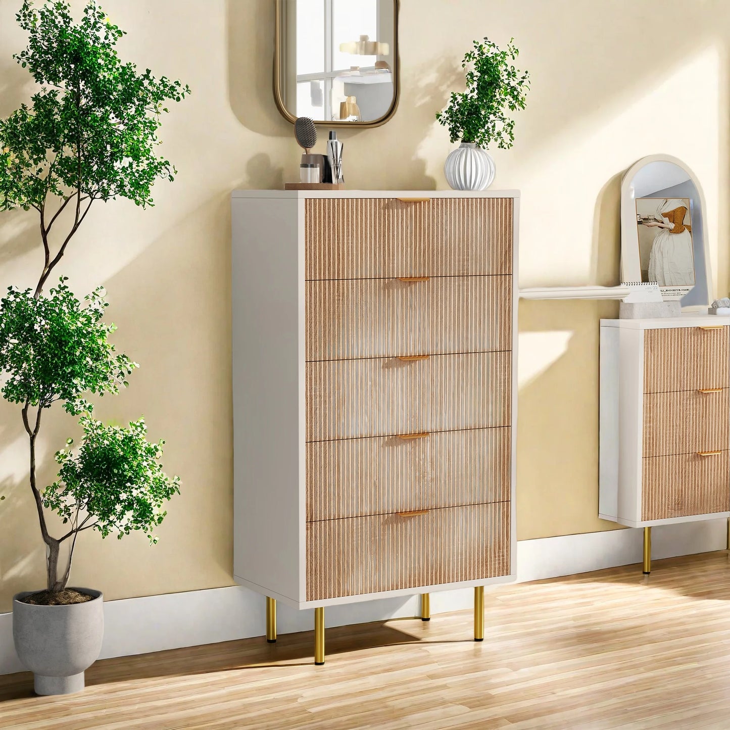 Moderne Ladekast met 5 Laden – Wit & Houtlook- Gouden Details